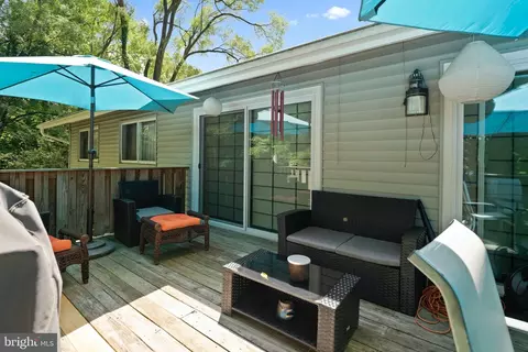 Exterior - 10832 Margate Rd, Silver Spring, MD 20901 photo 5 of 6