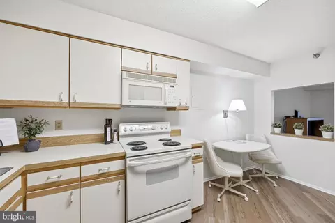 Kitchen - 15115 Interlachen #3-417, Silver Spring, MD 20906 photo 2 of 2
