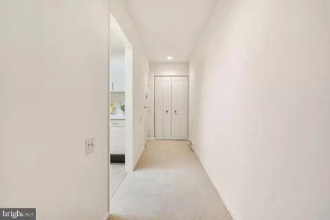 Entry Way - 3400 Gleneagles Dr #73-3H, Silver Spring, MD 20906 photo 2 of 3