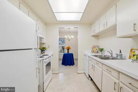Kitchen - 3400 Gleneagles Dr #73-3H, Silver Spring, MD 20906 photo 1 of 4