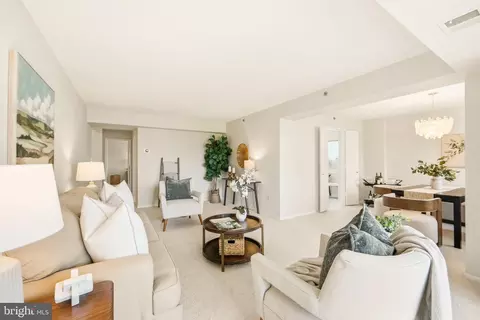 3330 N Leisure World Blvd #5-627, Silver Spring, MD 20906