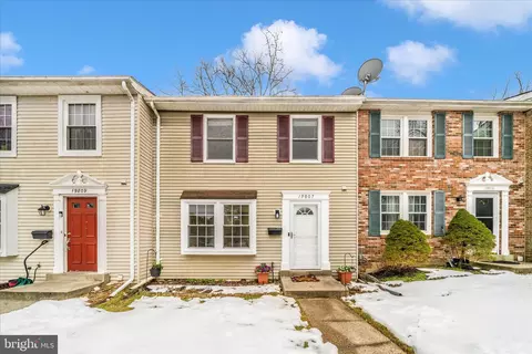 19807 Wheelwright Dr, Gaithersburg, MD 20886