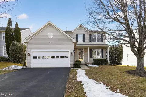 19234 Golden Meadow Dr, Germantown, MD 20876