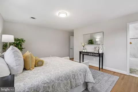 Bedroom - 216 Paula Lynn Dr, Silver Spring, MD 20904 photo 2 of 8