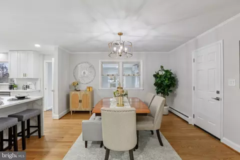 Dining - 216 Paula Lynn Dr, Silver Spring, MD 20904 photo 1 of 2