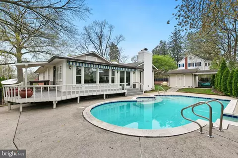 9329 Harvey Rd, Silver Spring, MD 20910