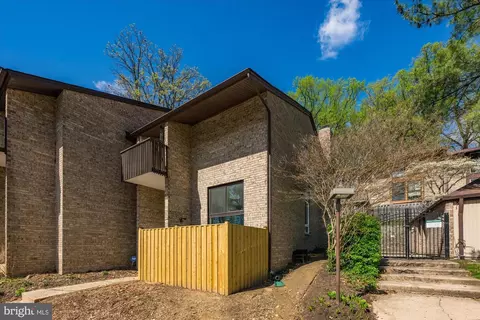 Exterior - 9226 Three Oaks Dr, Silver Spring, MD 20901 photo 6 of 12