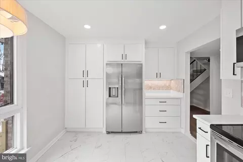 Kitchen - 9226 Three Oaks Dr, Silver Spring, MD 20901 photo 5 of 6