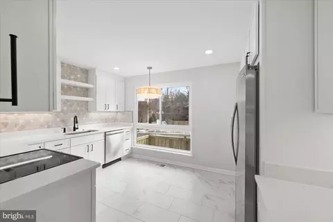 Kitchen - 9226 Three Oaks Dr, Silver Spring, MD 20901 photo 4 of 6