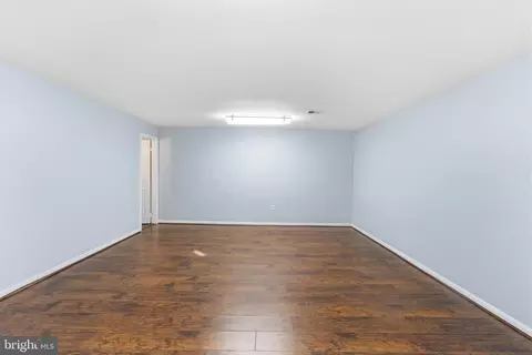 Living - 14629 Sandy Ridge Rd, Silver Spring, MD 20905 photo 8 of 11