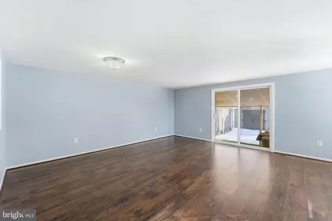 Living - 14629 Sandy Ridge Rd, Silver Spring, MD 20905 photo 1 of 11