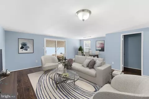 Living - 14629 Sandy Ridge Rd, Silver Spring, MD 20905 photo 7 of 11