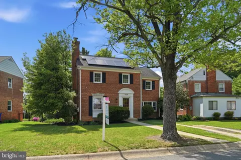 Exterior - 9604 Garwood St, Silver Spring, MD 20901 photo 9 of 12