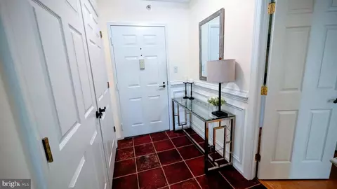 Entry Way - 15107 Interlachen Dr #2-515, Silver Spring, MD 20906 photo 3 of 5
