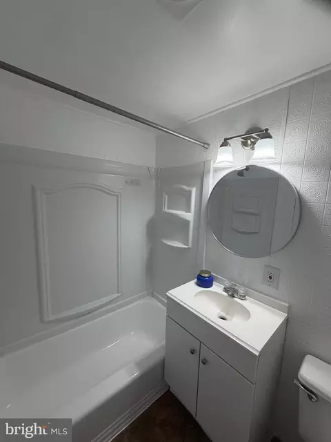 11514 Bucknell Dr #102, Silver Spring, MD 20902 photo 17