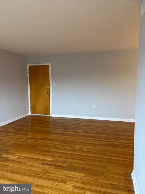 11514 Bucknell Dr #102, Silver Spring, MD 20902 photo 3