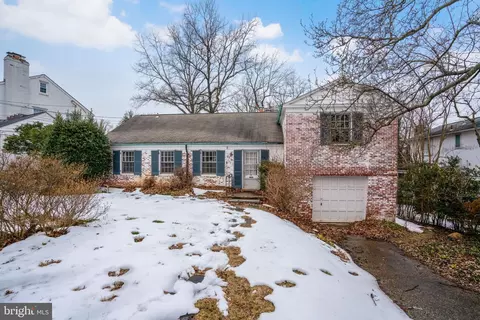 7408 Wyndale Ln, Chevy Chase, MD 20815