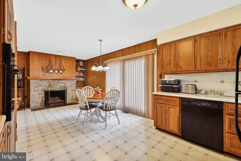 Kitchen - 2204 Badian Dr, Silver Spring, MD 20904 photo 1 of 4