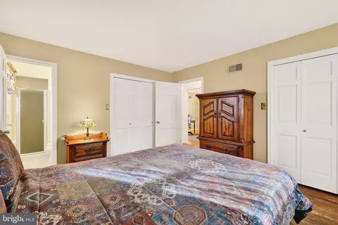 Bedroom - 2204 Badian Dr, Silver Spring, MD 20904 photo 2 of 6