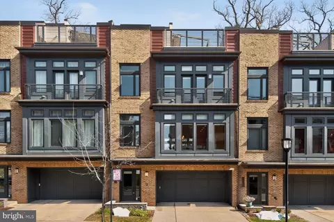 5320 Merriam St, Bethesda, MD 20814