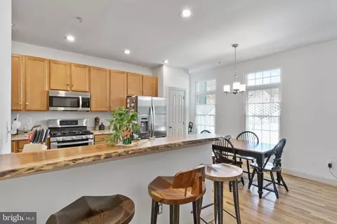 Kitchen - 4916 Tothill Dr, Olney, MD 20832 photo 4 of 4