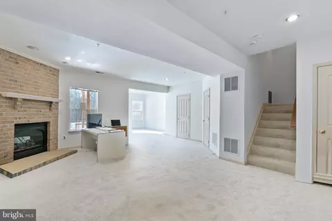 Living - 4916 Tothill Dr, Olney, MD 20832 photo 3 of 4