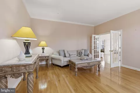 Living - 15611 Riding Stable Rd, Laurel, MD 20707 photo 2 of 8
