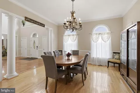 Dining - 15611 Riding Stable Rd, Laurel, MD 20707 photo 2 of 3