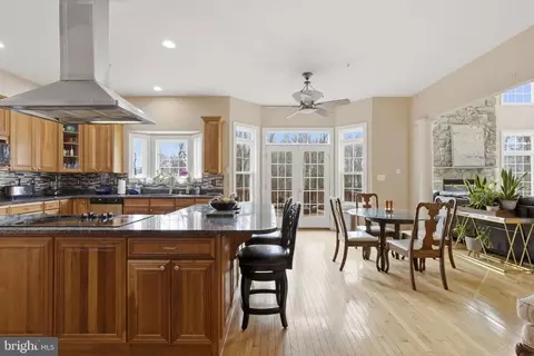 Kitchen - 15611 Riding Stable Rd, Laurel, MD 20707 photo 7 of 7