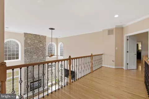 Entry Way - 15611 Riding Stable Rd, Laurel, MD 20707 photo 9 of 12