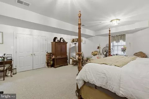 Bedroom - 15611 Riding Stable Rd, Laurel, MD 20707 photo 12 of 13