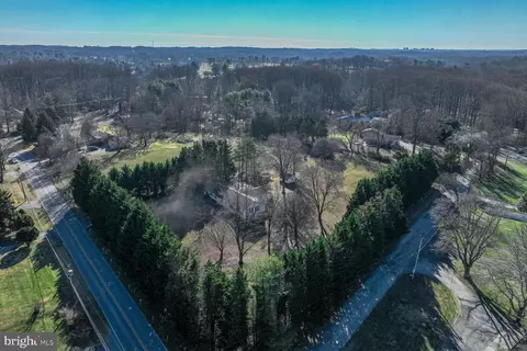 4710 Bready Rd, Rockville, MD 20853