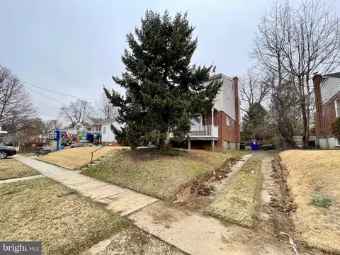 Exterior - 12420 Feldon St, Silver Spring, MD 20906 photo 7 of 7