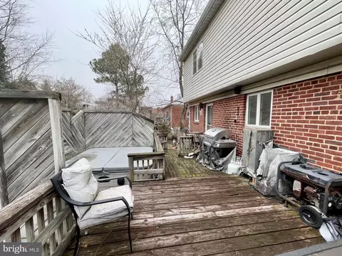 Exterior - 12420 Feldon St, Silver Spring, MD 20906 photo 5 of 7