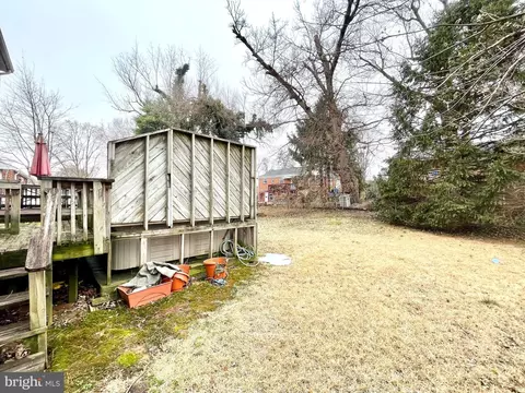 Exterior - 12420 Feldon St, Silver Spring, MD 20906 photo 6 of 7