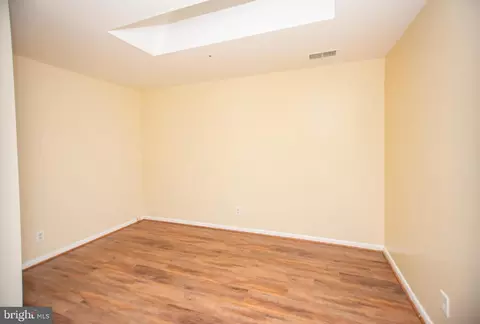 Living - 13408 Shady Knoll Dr #308, Silver Spring, MD 20904 photo 5 of 6