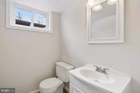 Bath - 513 Beaumont Rd, Silver Spring, MD 20904 photo 5 of 5
