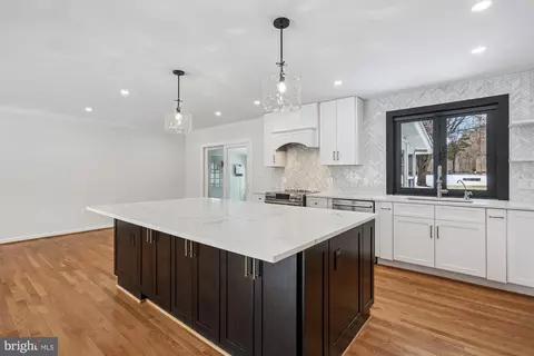 Kitchen - 513 Beaumont Rd, Silver Spring, MD 20904 photo 4 of 4