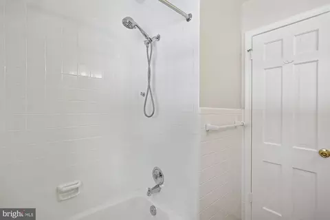 Bath - 513 Beaumont Rd, Silver Spring, MD 20904 photo 4 of 5