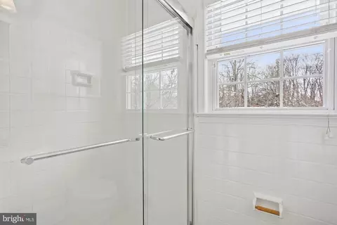 Bath - 513 Beaumont Rd, Silver Spring, MD 20904 photo 2 of 5