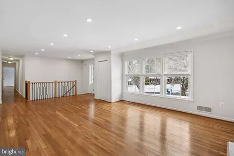 Living - 513 Beaumont Rd, Silver Spring, MD 20904 photo 5 of 5