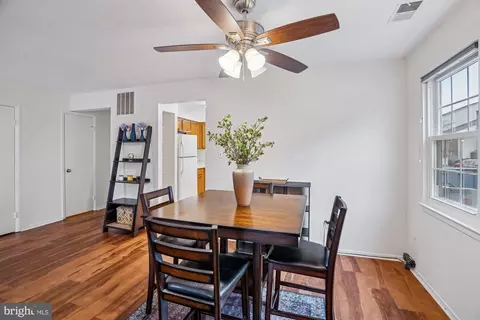 Dining - 13115 Musicmaster Dr #90, Silver Spring, MD 20904 photo 4 of 5