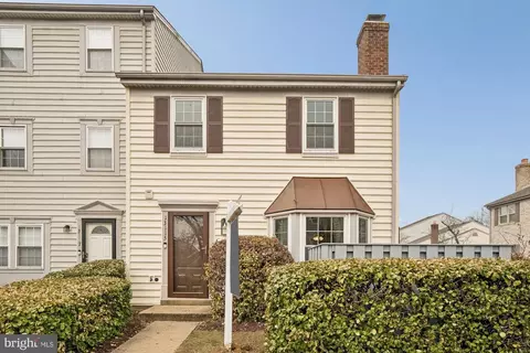 13115 Musicmaster Dr #90, Silver Spring, MD 20904
