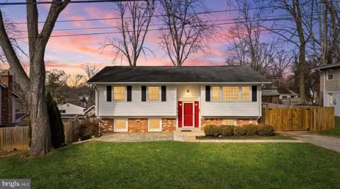 14407 Oakvale St, Rockville, MD 20853