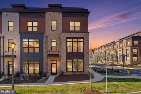 3939 Cranes Bill Ct, Rockville, MD 20852