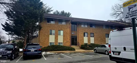 18717 Walkers Choice Rd #18717, Montgomery Village, MD 20886