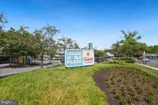 15100 Interlachen Dr #4-407, Silver Spring, MD 20906 photo 47