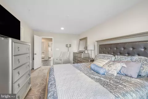 Bedroom - 15635 Trolley Ln, Silver Spring, MD 20906 photo 3 of 5