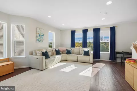 Other - 15635 Trolley Ln, Silver Spring, MD 20906 photo 2 of 10