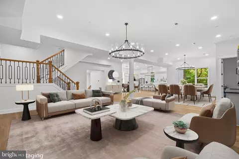 811 Sligo Creek Pkwy, Takoma Park, MD 20912